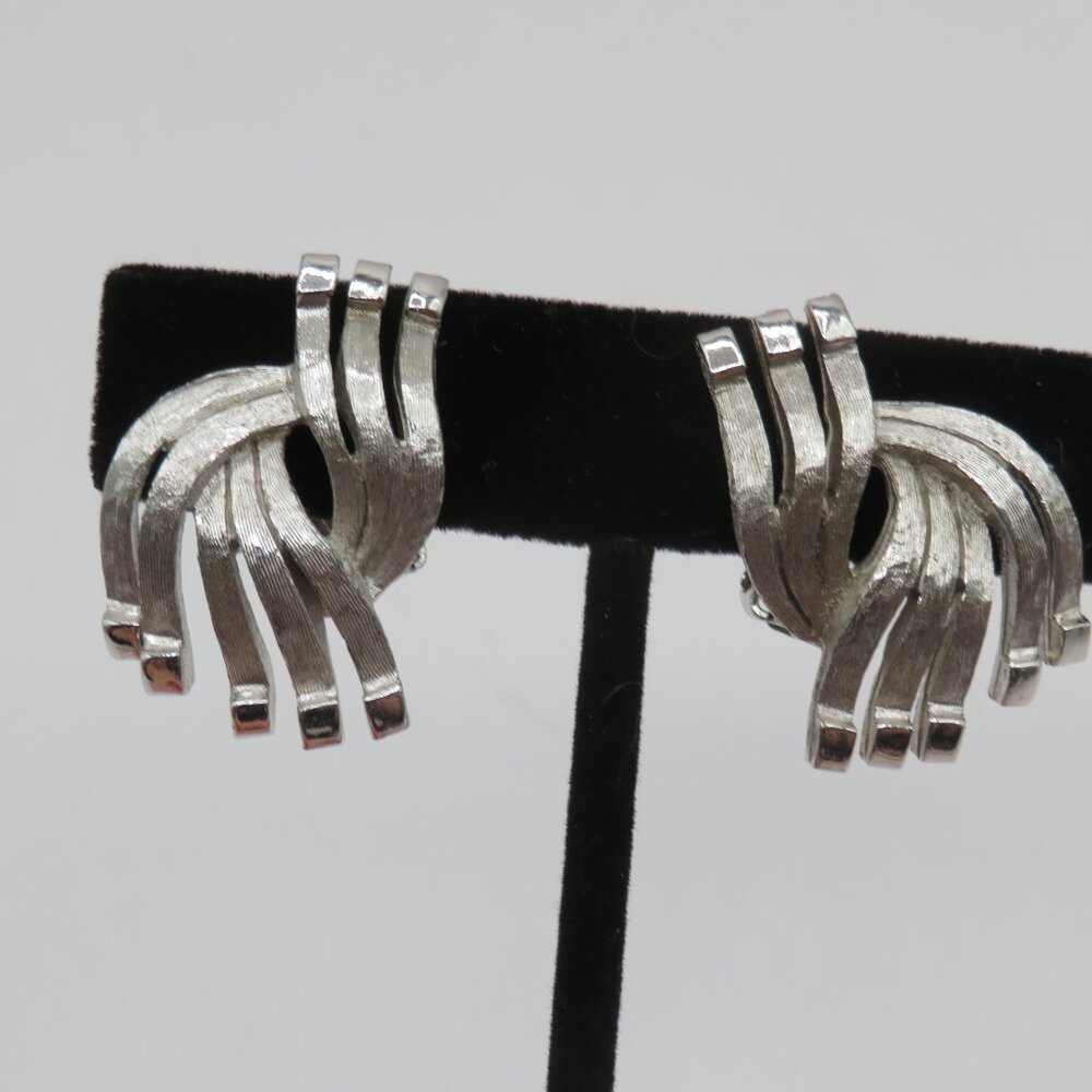 Vintage Charel Clip On Earrings Silver Tone - Picture 7 of 10